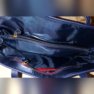 Tommy Hilfiger purse